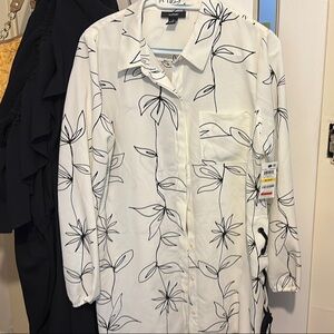 Alfani Black and White Floral Blouse